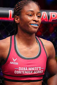 Шанель Дайер (Shanelle Dyer)