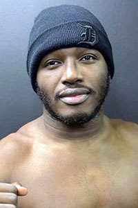 Дашианде Харрис-Мур (Dashiande Harris-Moore)